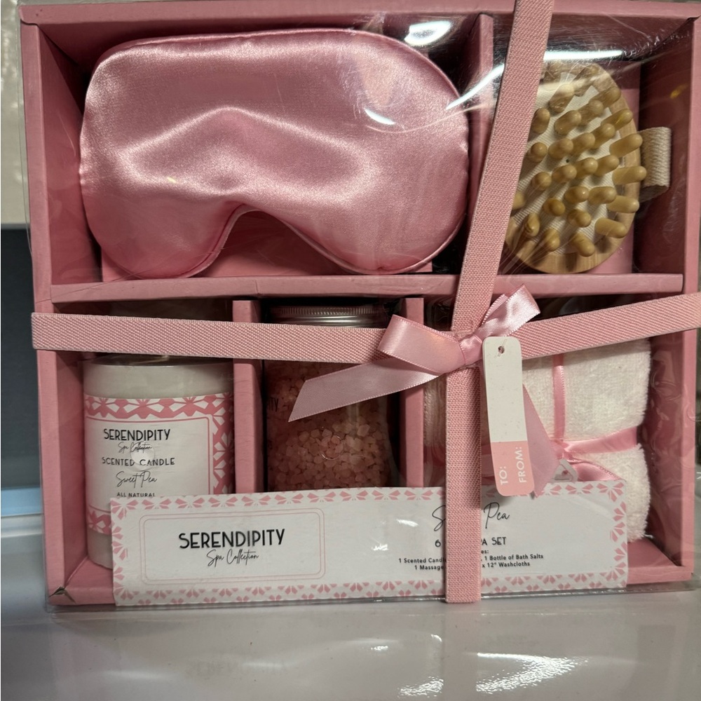 Pink Spa Gift Set - Picture 3 of 3